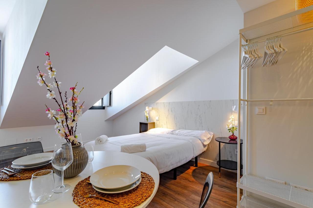 Edificio 13 By Plaza Mayor Apartment