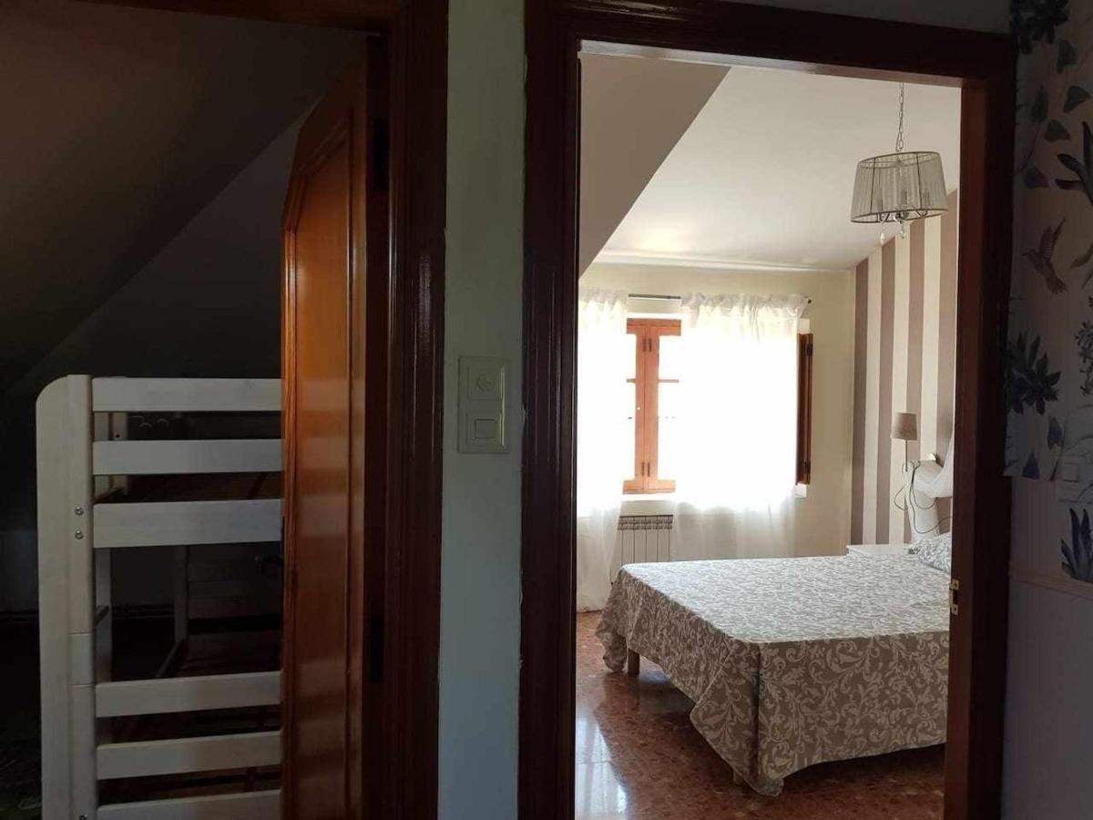 Con Piscina 12 Personas Сasa de vacaciones Valladolid