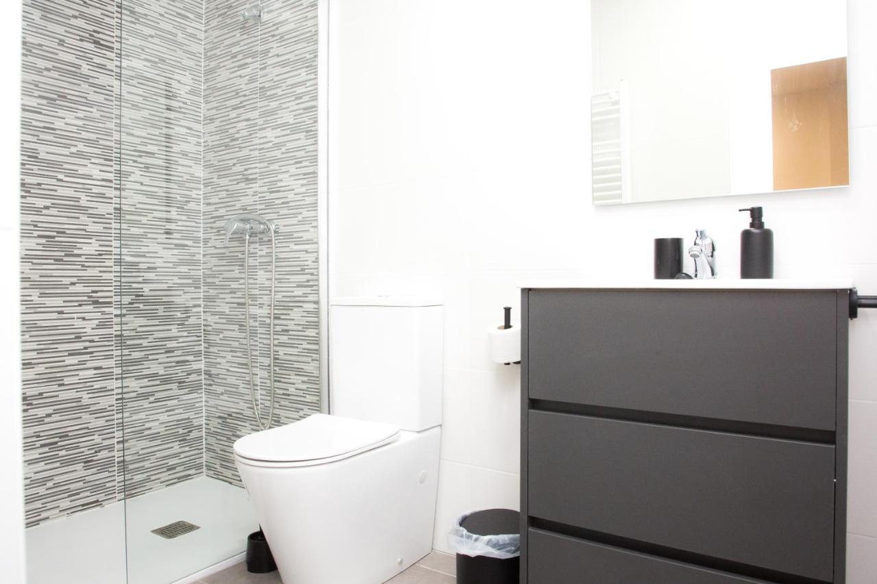 Elegante Laud1 - Nuevo/familia/wifi/tv Apartamento