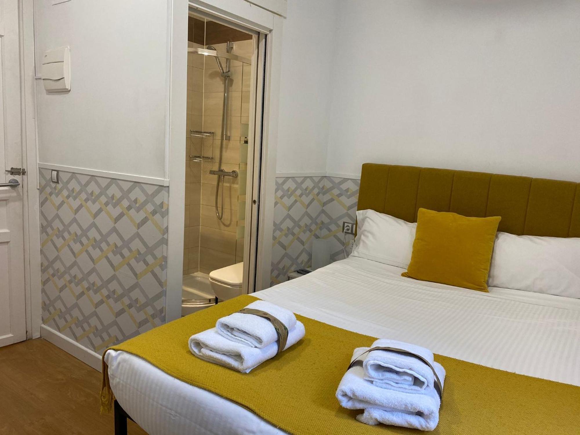Insidehome Centro -hab Con Baño Privado En El Centro Y Opcion De Parking- Pensión Valladolid