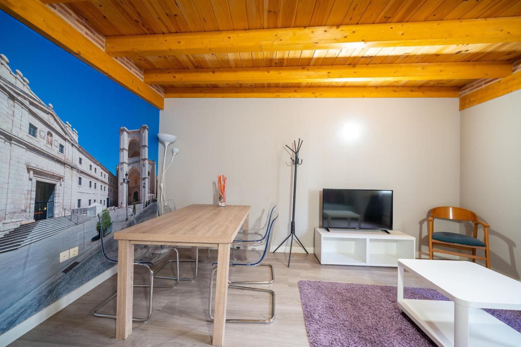 Go - Leopoldo Cano Center Apartment Valladolid