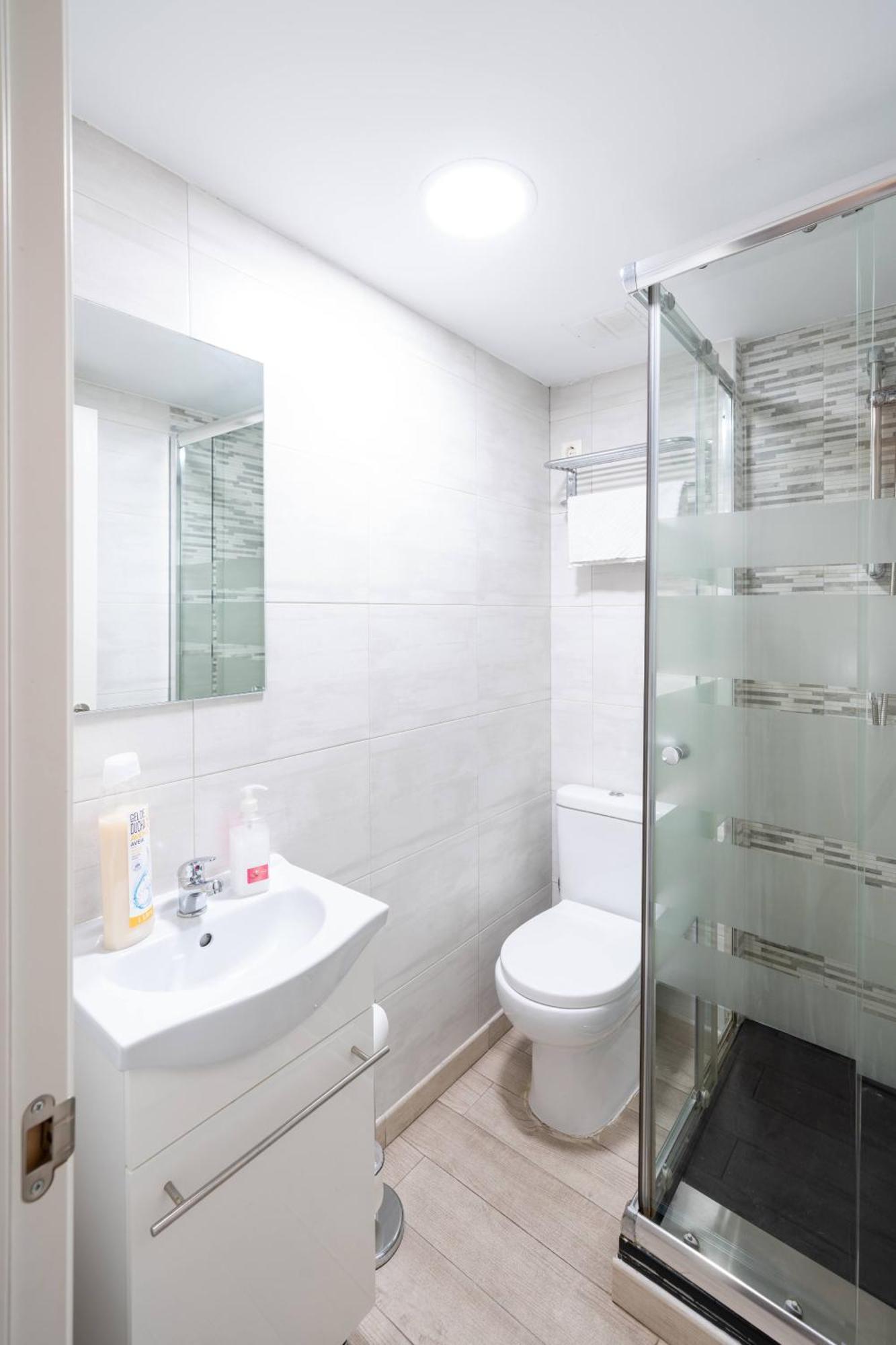 Apartment Go - Leopoldo Cano Center *