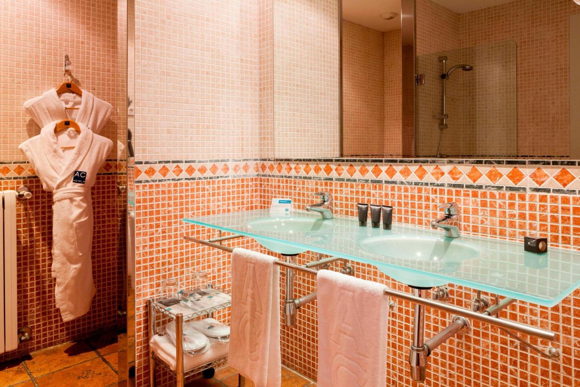 Ac Palacio De Santa Ana By Marriott 5*
