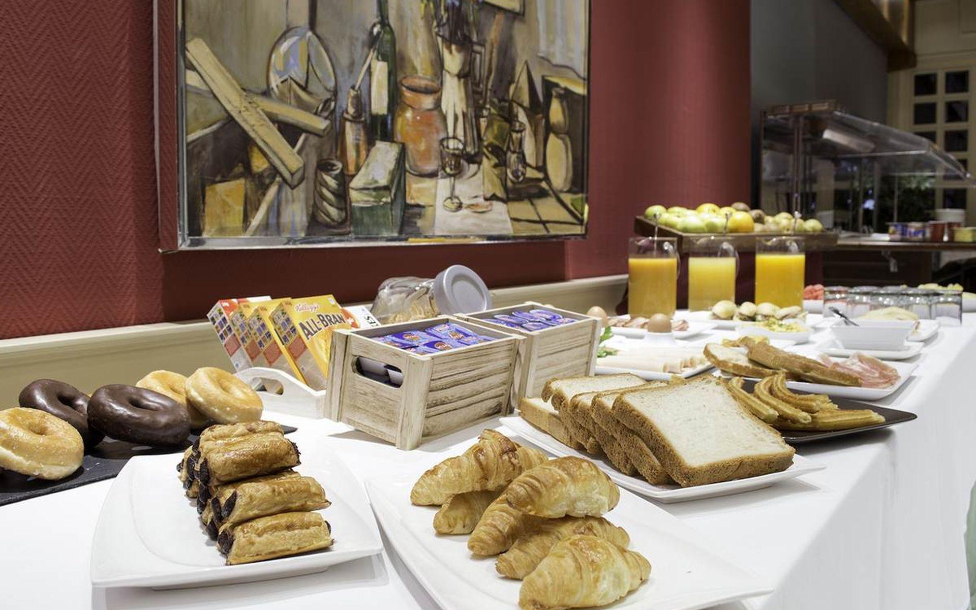 Hotel Zentral Parque 3*